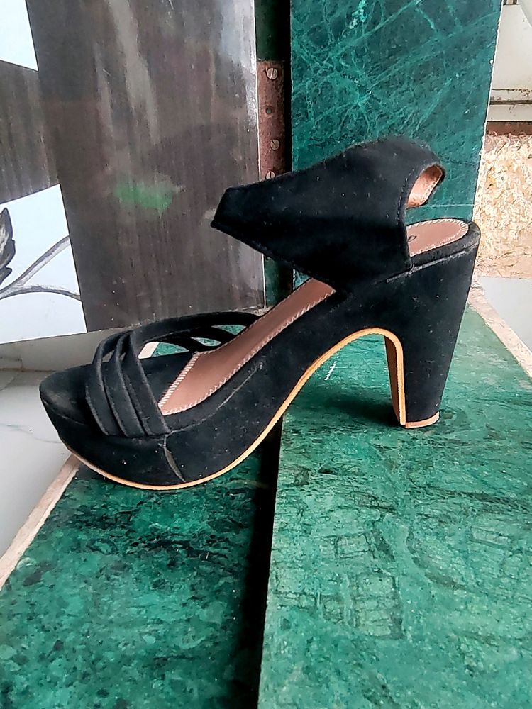 Black Strip Heel Sandal