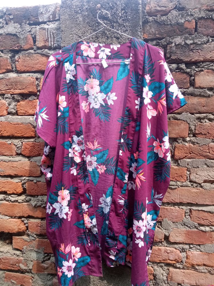 Floral Kimono Like Cardigan , It Has Been Kept In