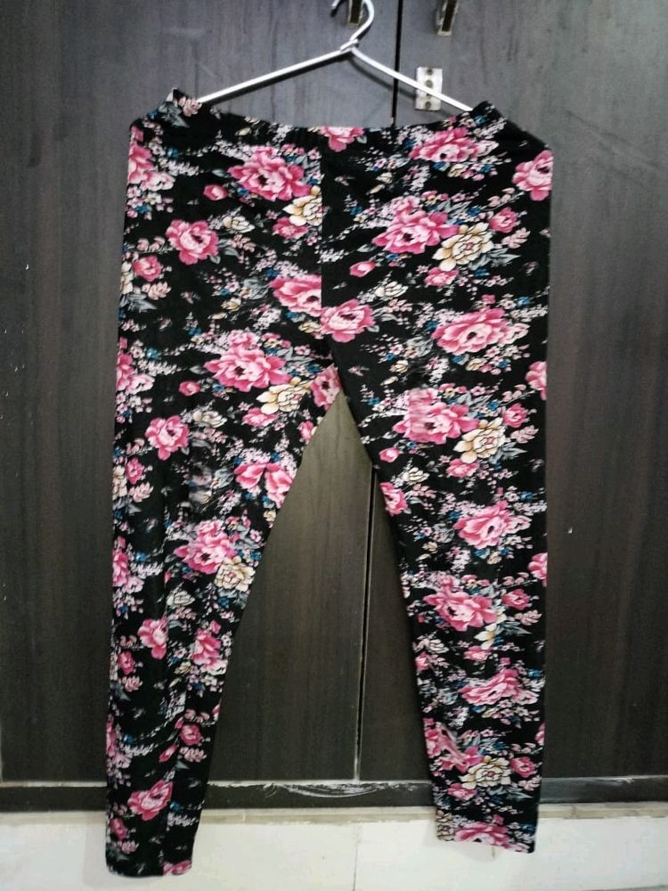 Pibk Floral Leggings For Winters.