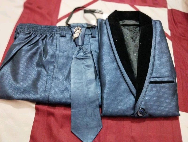 New 3 Piece Blazer.