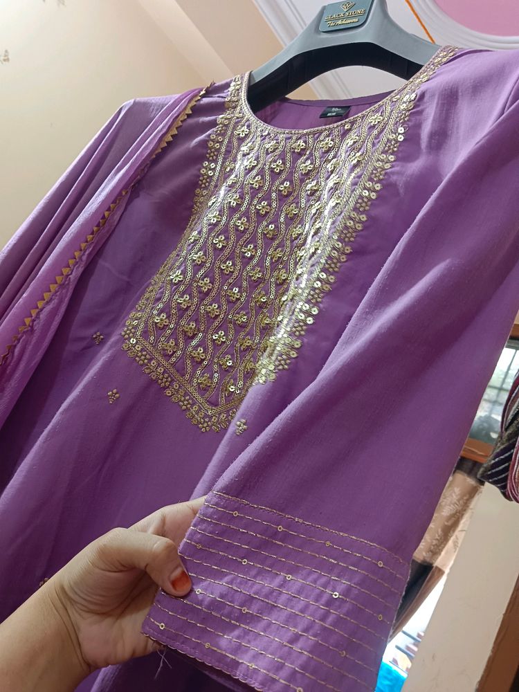 Embroidery Kurta Set With Dupatta