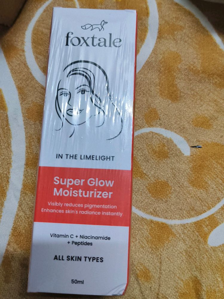 Foxtale Super Glow Moisturizer