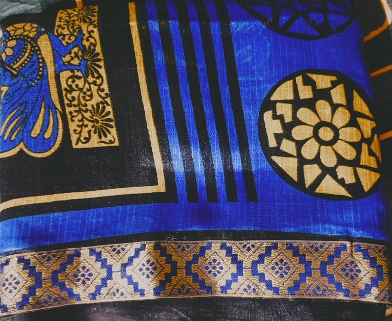 New Beutiful Blue Saree With Golden Lace And Work