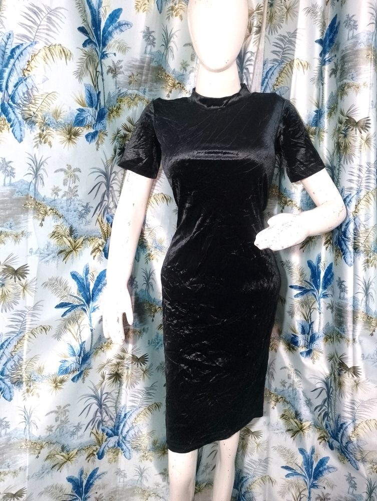 Beautiful Zara Bodycon Dress Dark Shining Black