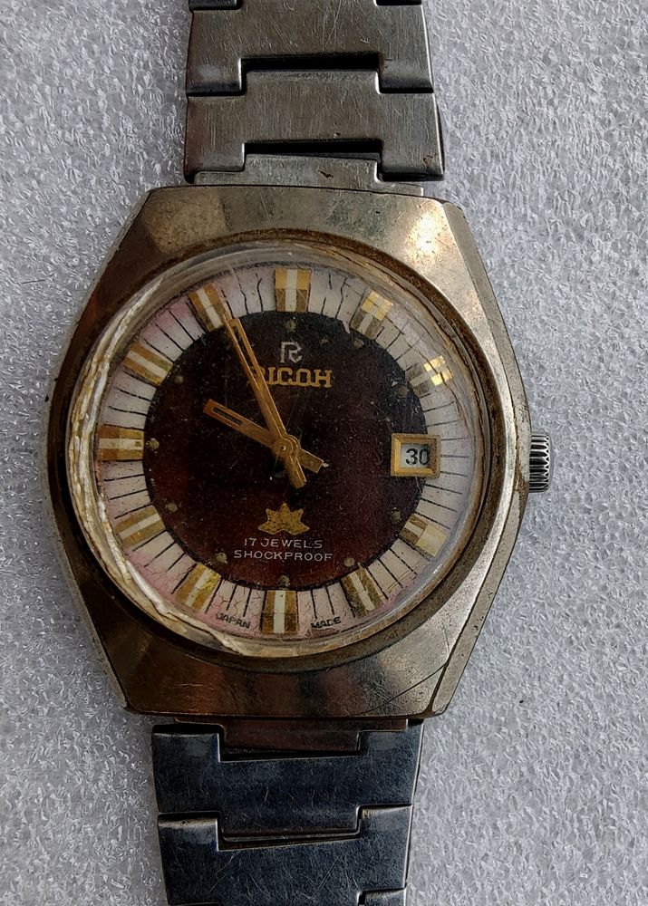 Vintage Ricoh Hand Winding Date Window Old Watch