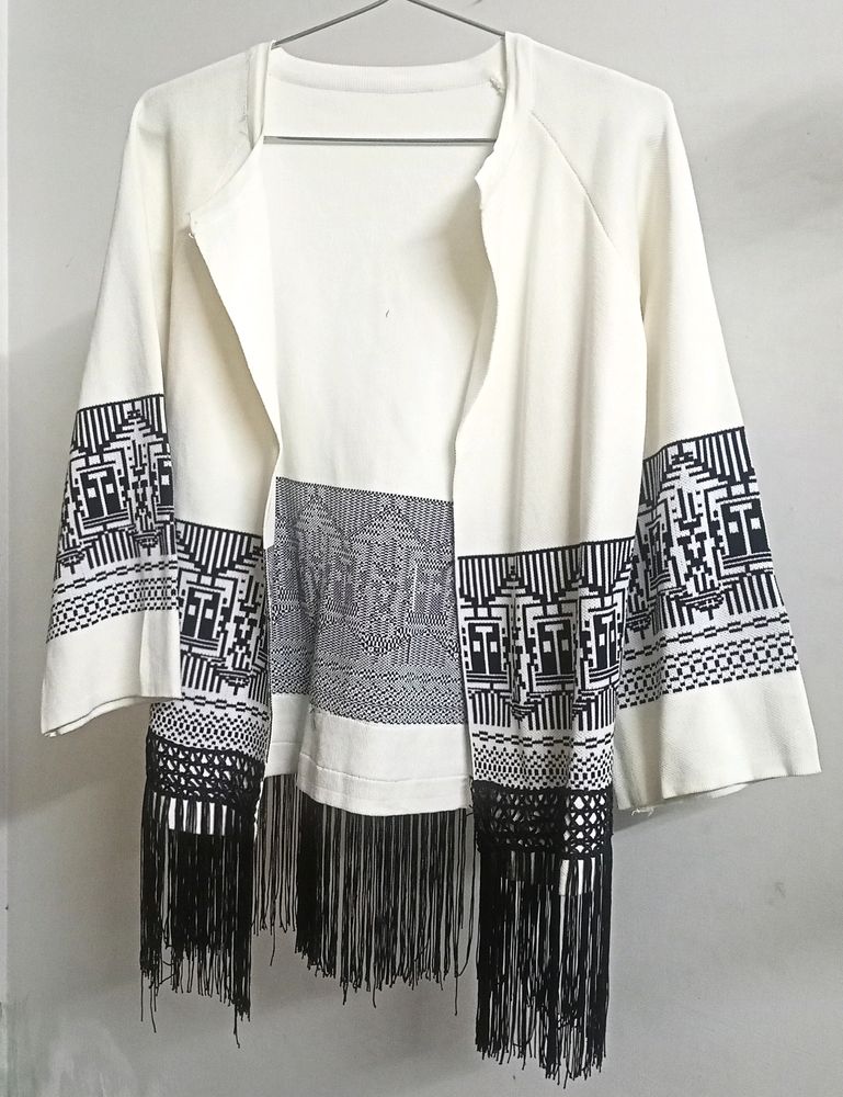 Off White Shrug With Fringes