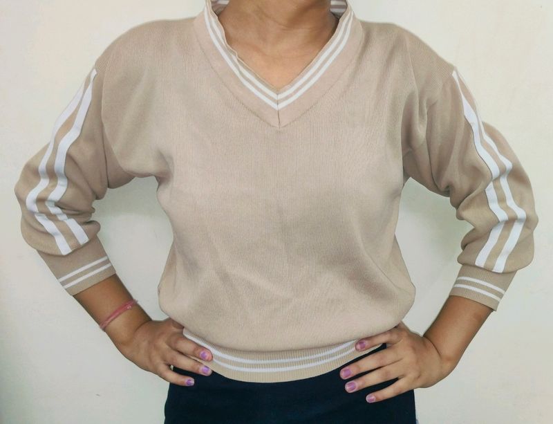 Beige Woolen Crop Top