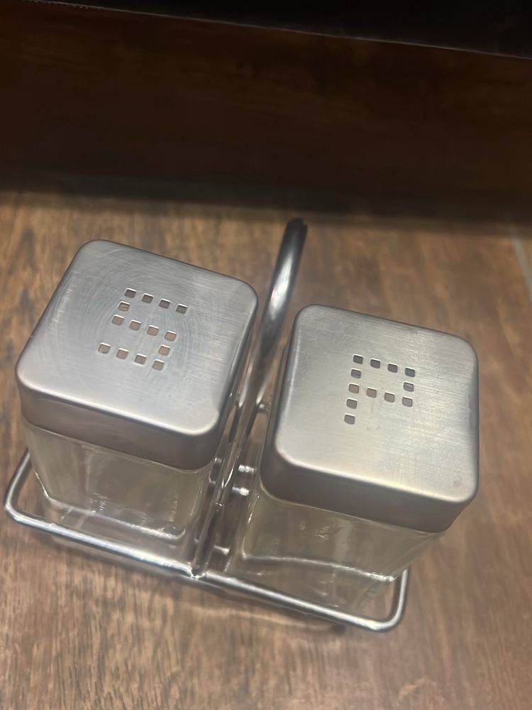 Salt 🧂 and Pepper Stand With Tray