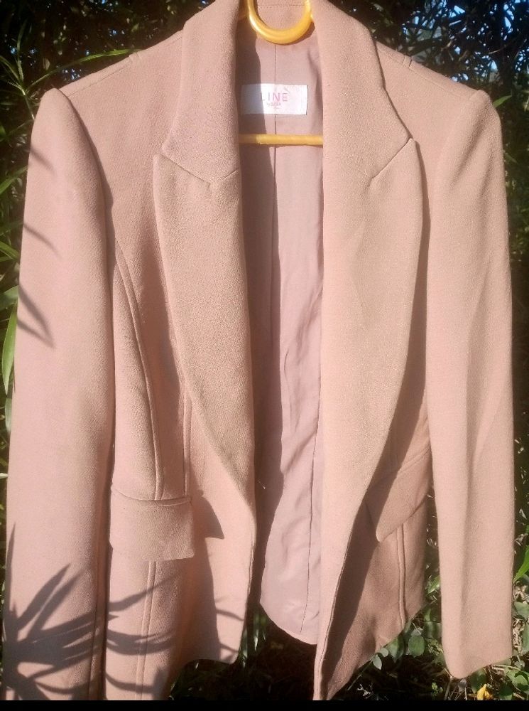 Korean brand Blazer