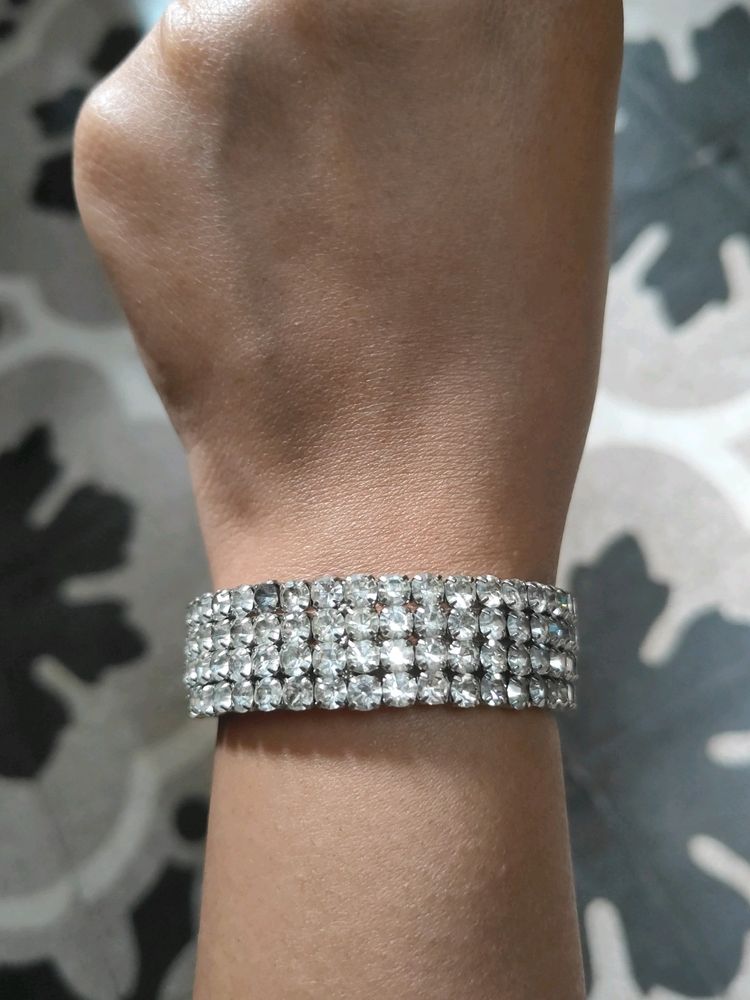 White Stone Beaded Bracelet