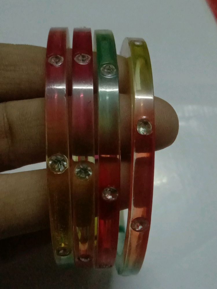 New Not Used 4 Bangles