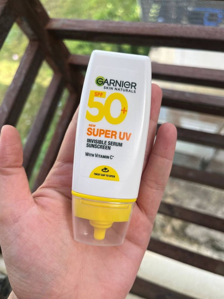 Garnier Super UV Invisible Serum Sunscreen SPF 50