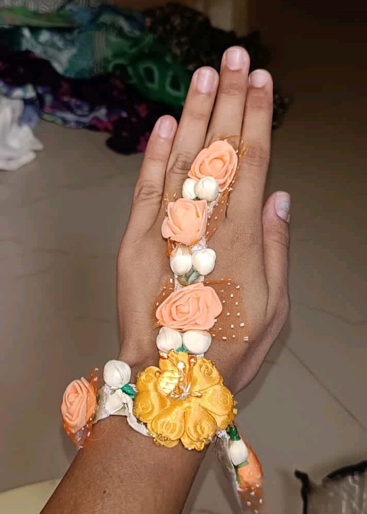 Floral Bracelet With Ring (Pocho)