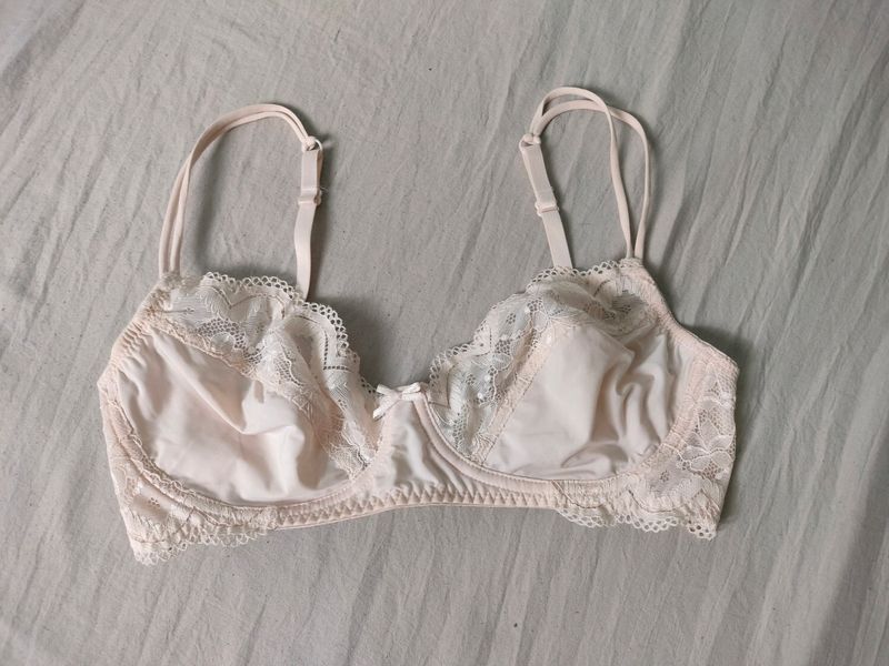 Comfy Designer Bra - Size 90c