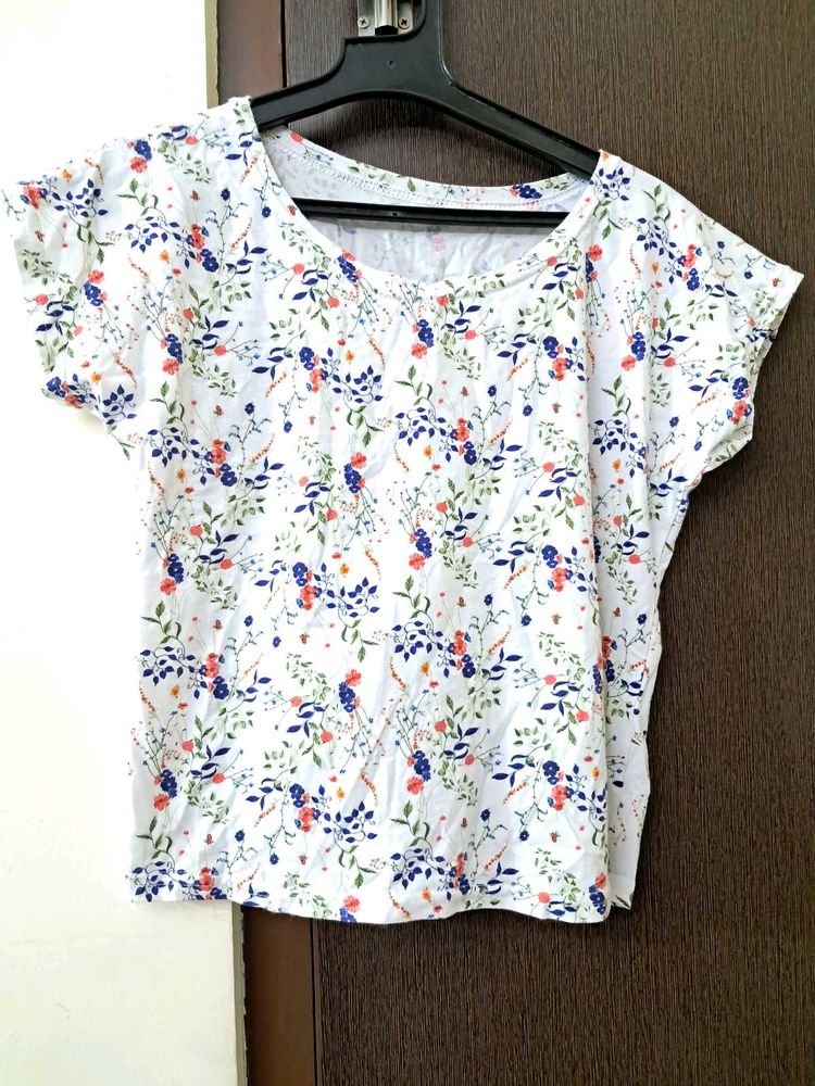 Printed Trendy Crop Top