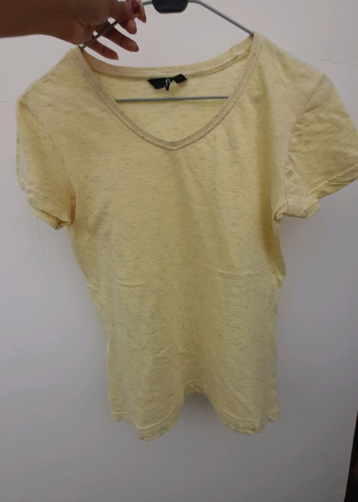 Lemon Yellow FIG XS Tshirt