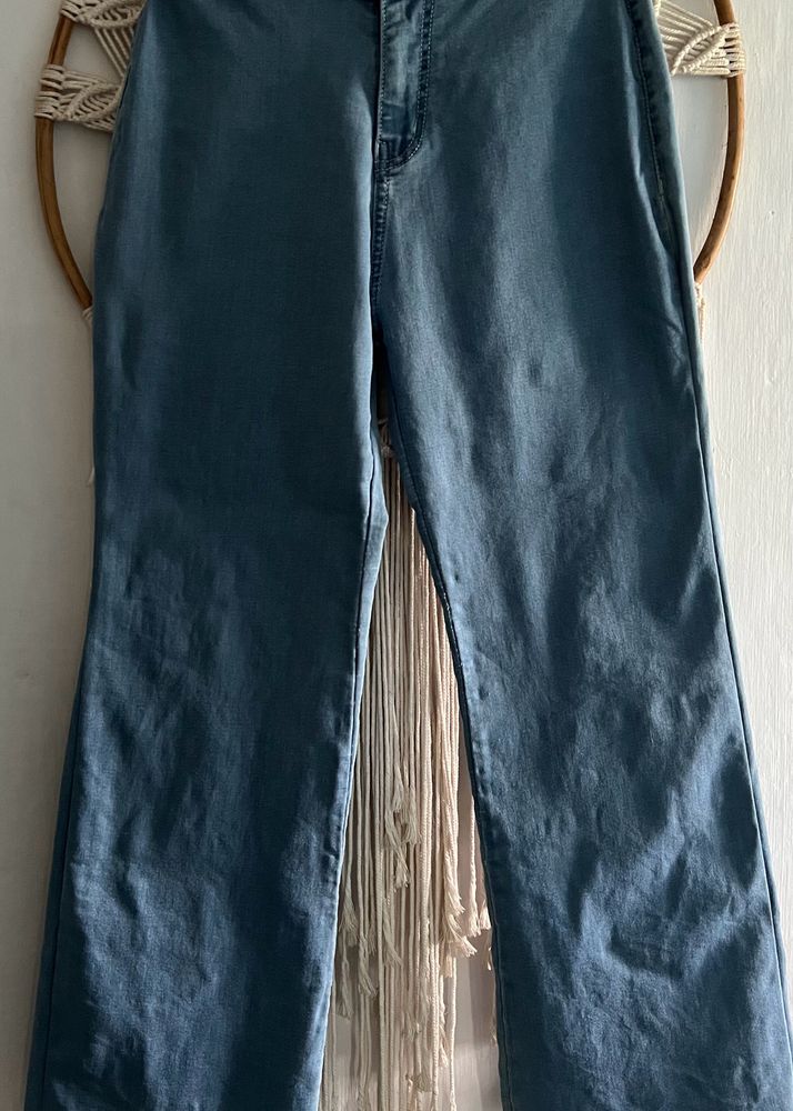 Madish High-waist Flared Jeans