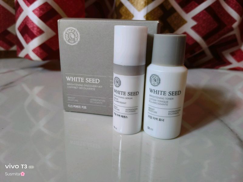 🏵️The Face Shop White Seed Brightening Kit🏵️