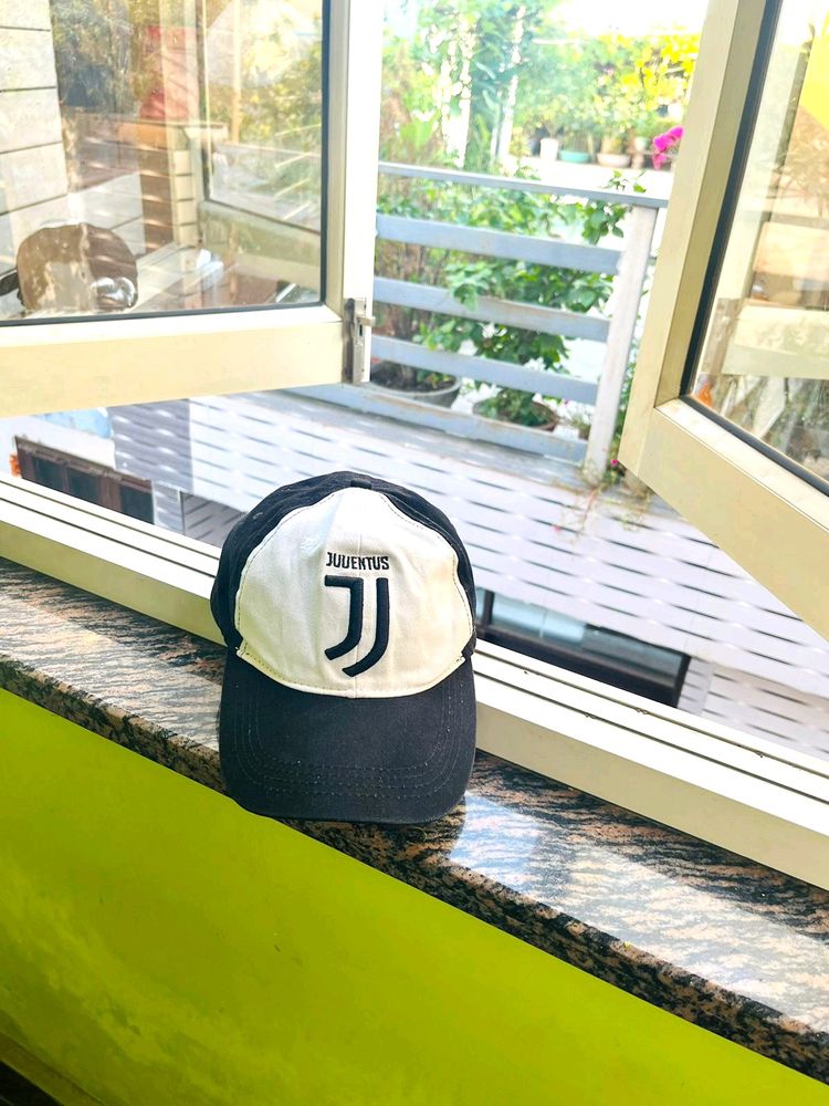 Juventus Authentic Cap