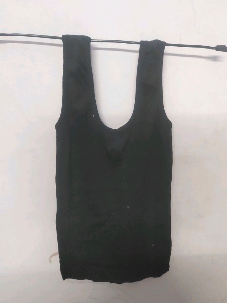 Black U Neck Camisole For Ladies 28 To 34 Size