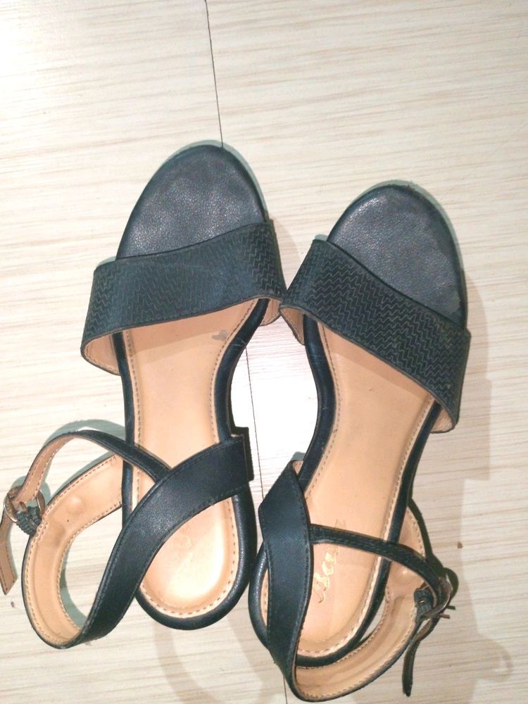 A Pair Of Very Good Comfortable Heels.