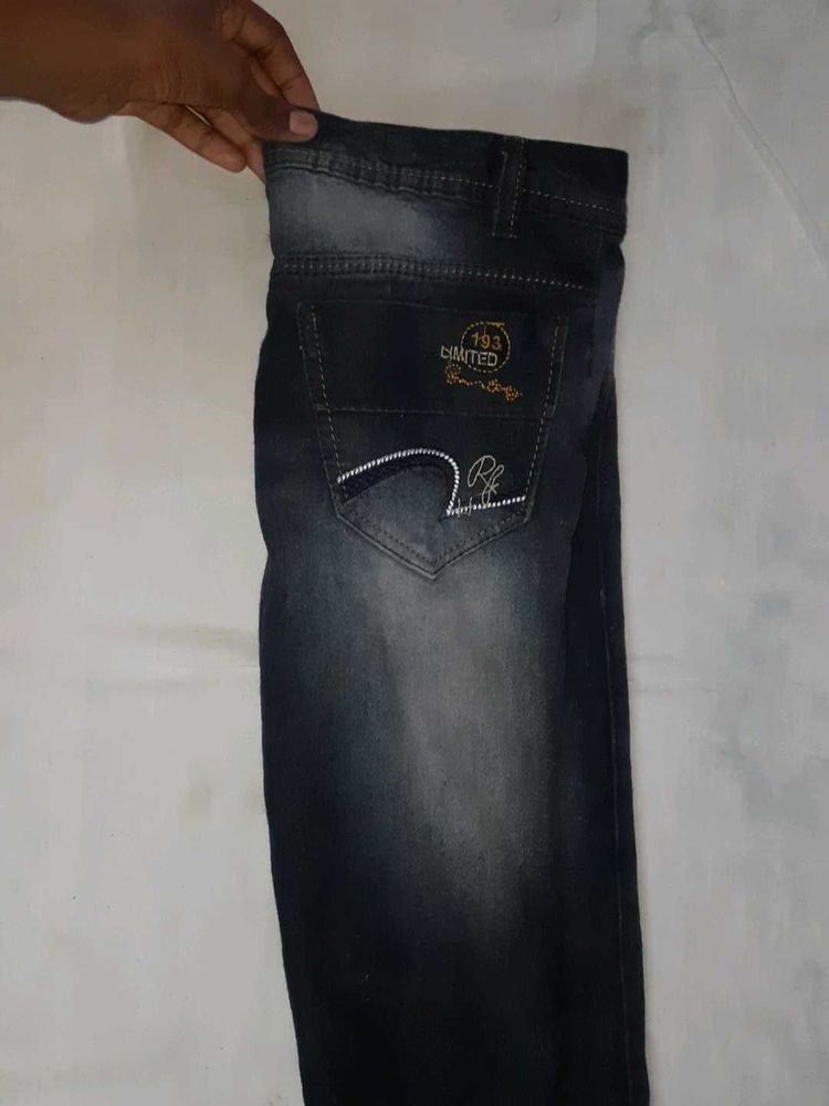 Trendy Skin Fit Jeans