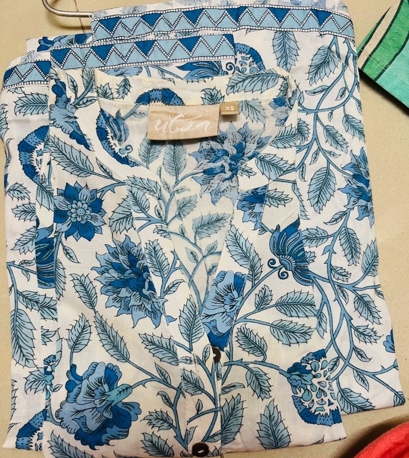 Utsa White Blue Flower Printed Full Sleeves