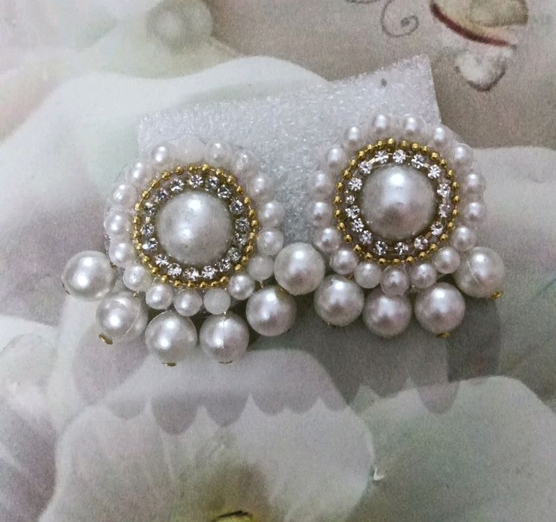 Fancy Paral Party Wear Have Long Size Earrings