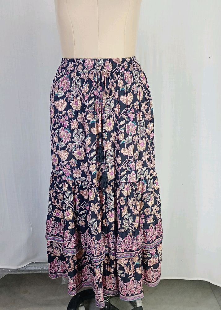 New Layer Printed Skirt