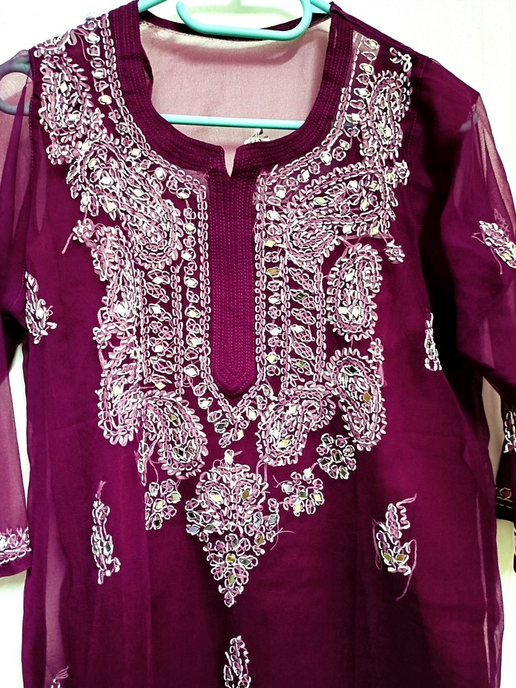 Chikankari Stitched Georgette Kurta With Inner