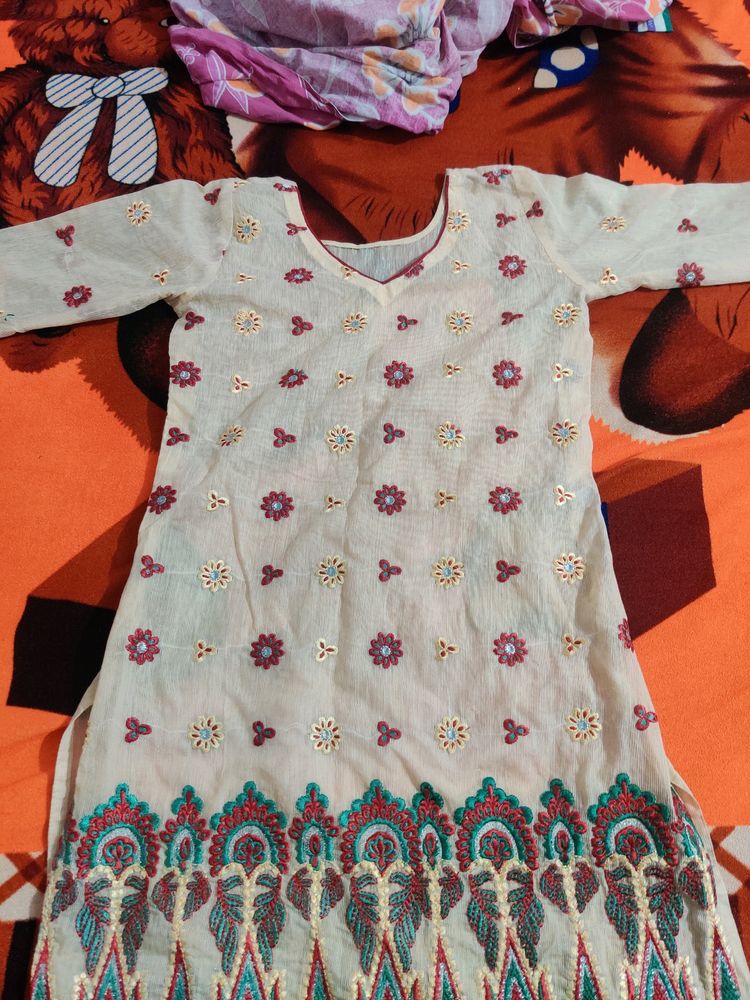 White Kurti Flower Design