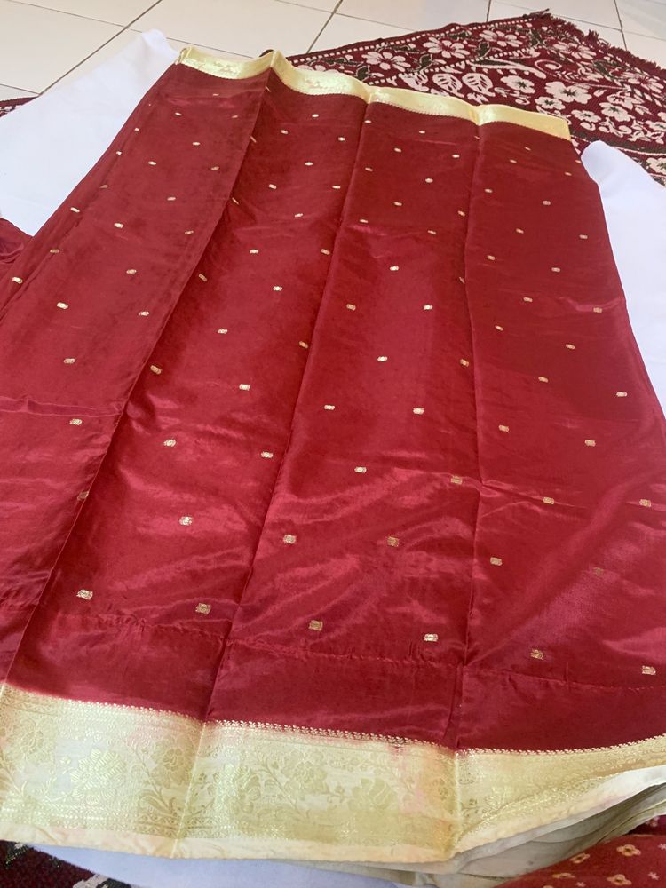 Saree With Blouse