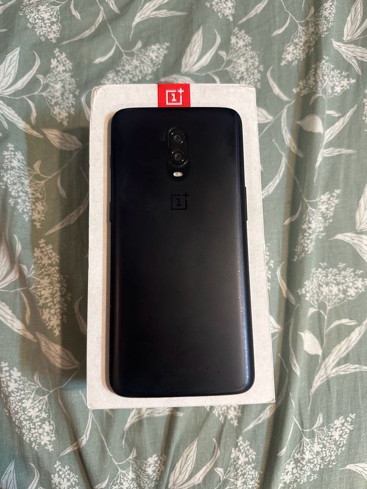 OnePlus 6T (Midnight Black, 8GB RAM, 256GB Storage