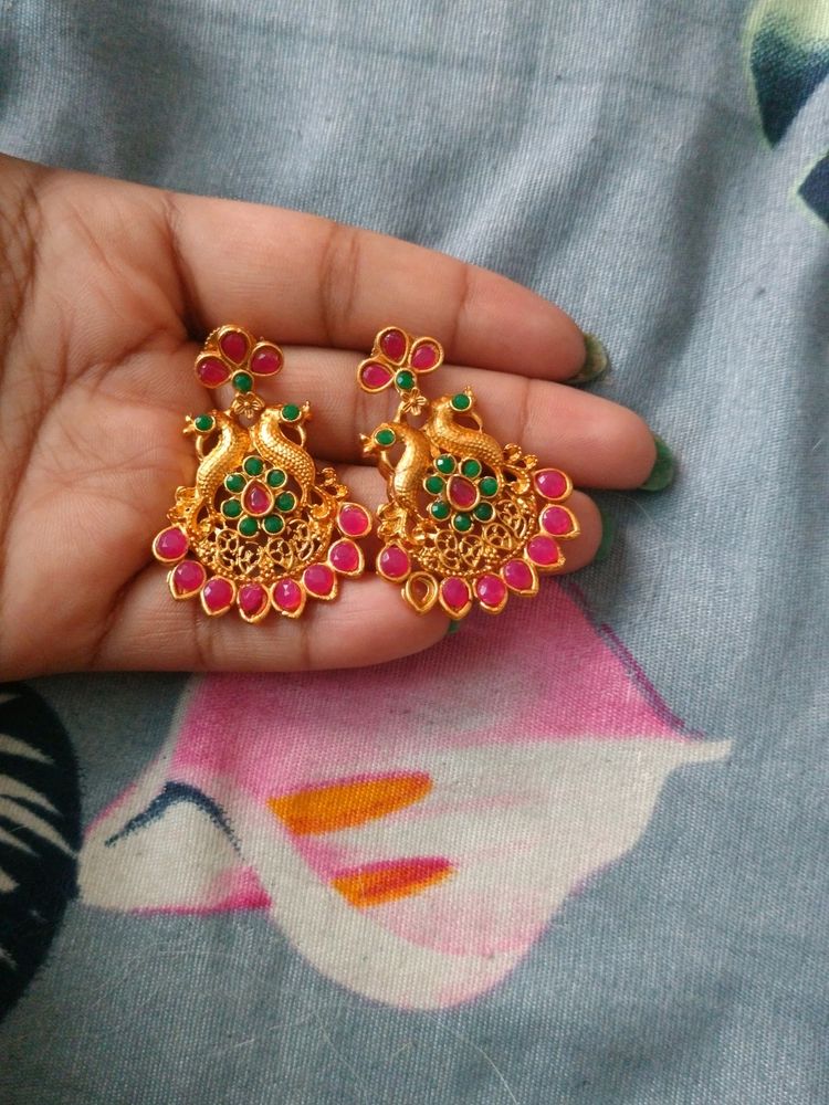 New Matte Chaandbaali Earrings 💖