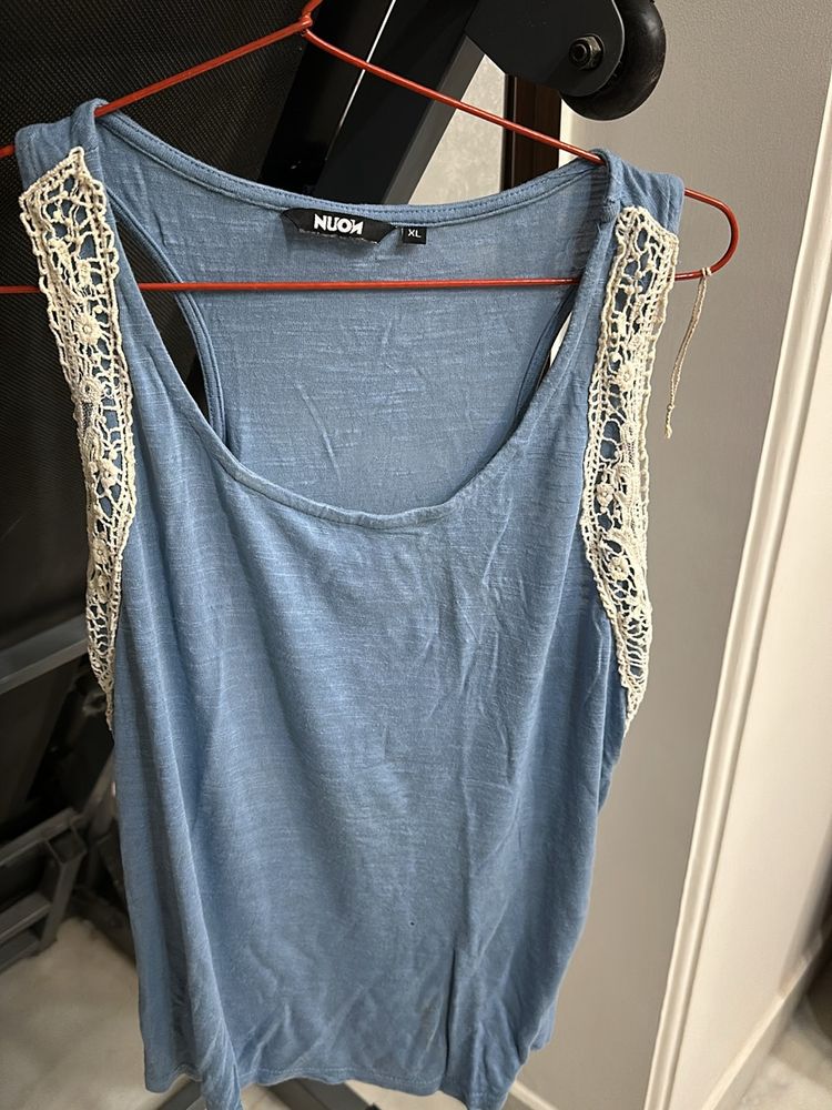 Sleeveless Top