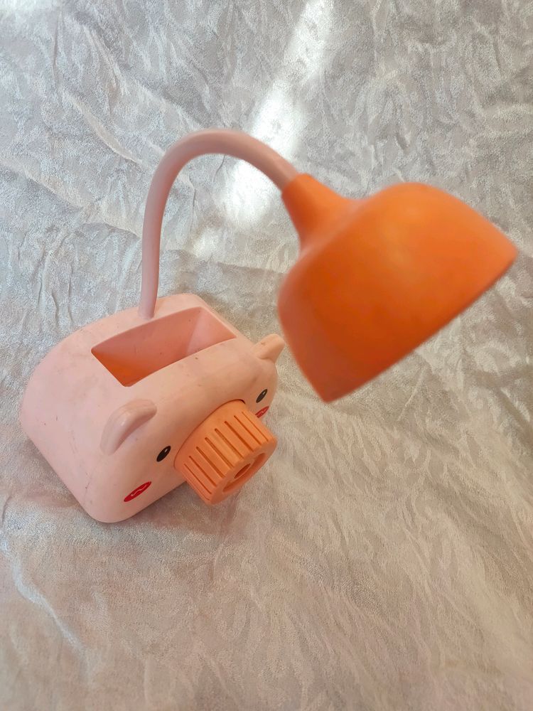 Cute Study Lamp With Sharpner!!!