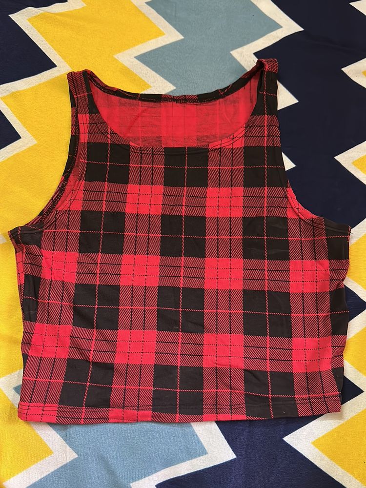 Red Checks Sleeveless Crop Top ♥️