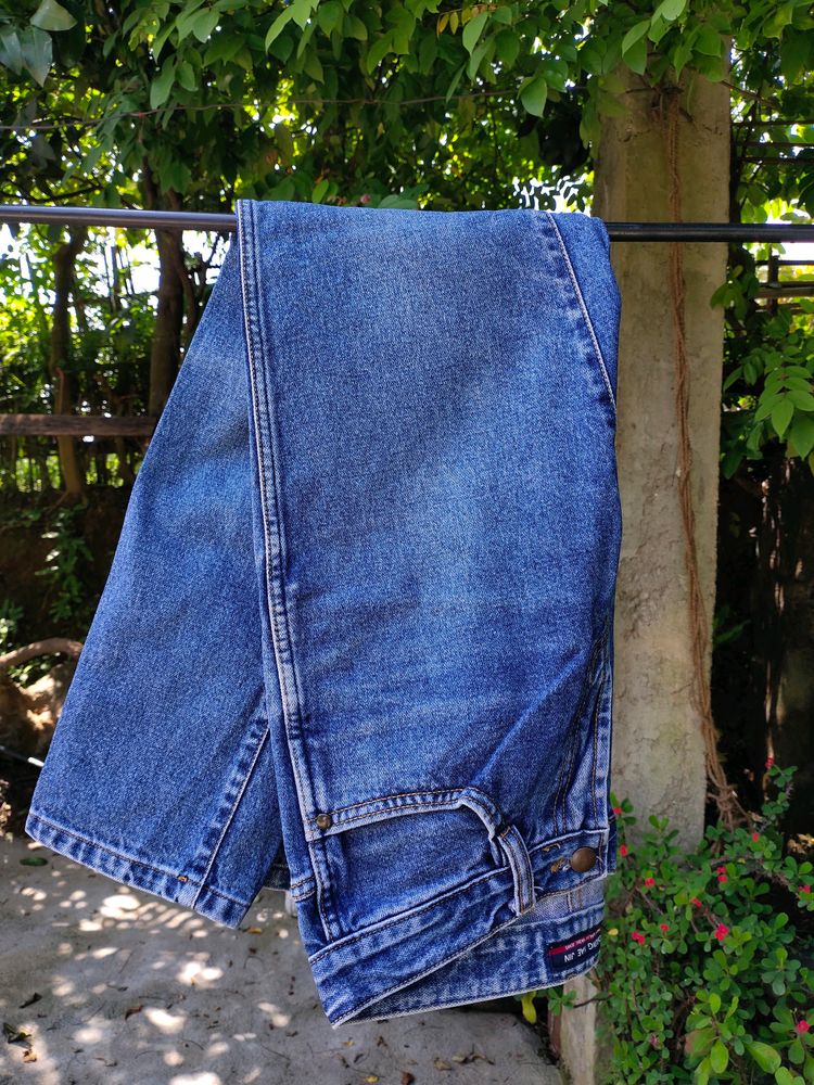 CHJ Basic Jean