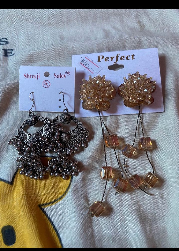 2 Set Earrings