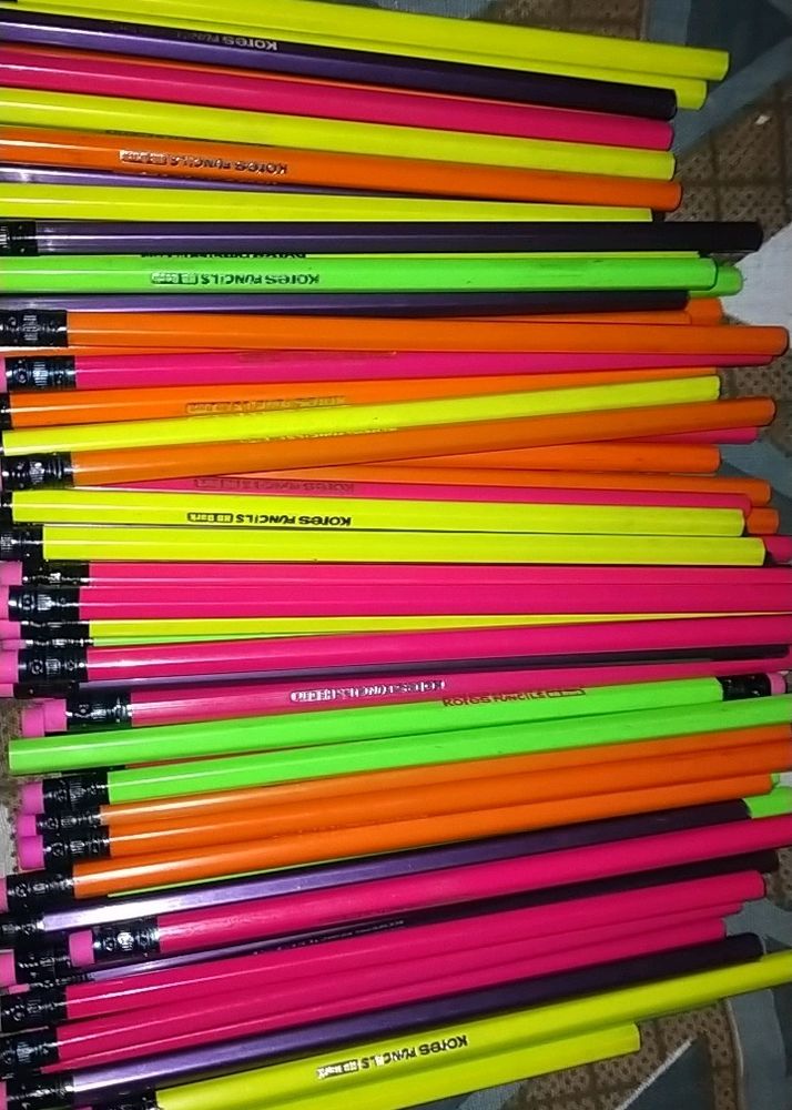 Kores 50 Pencils With Rubber