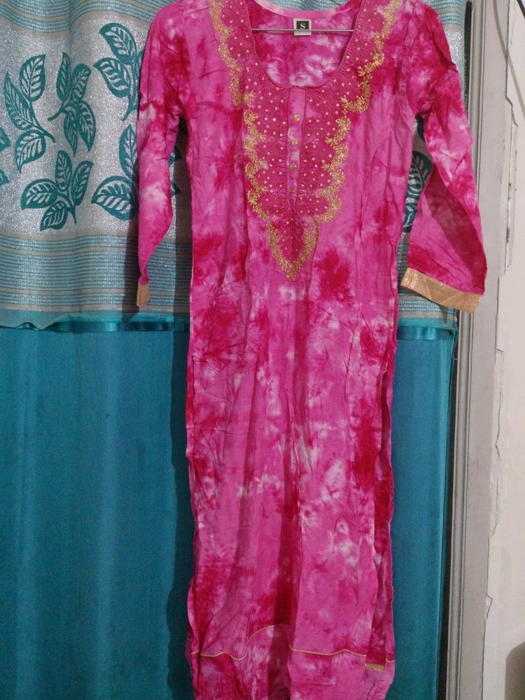 Mangenta Colour Kurti