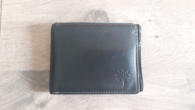 Woodland Men's leather black purse