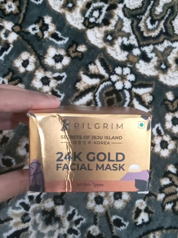 Pilgrim Golden Mask