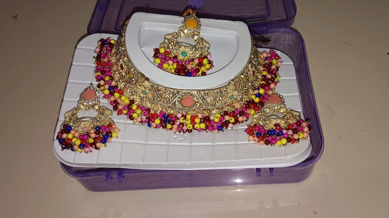 Malti Colour Necklace Set