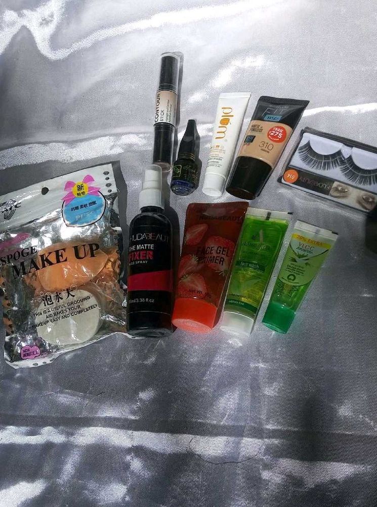 Makeup Kit Combo Of 9 Items Offer ...