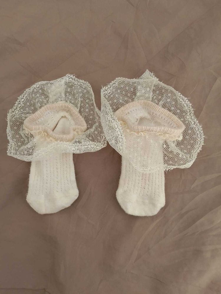 Baby Off White Frill Socks.