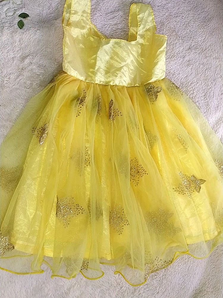 💛Light Yellow Skirt Attached Petticot💛