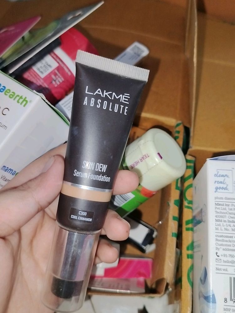 Lakme Absolute Skin dew Serum Foundation C300