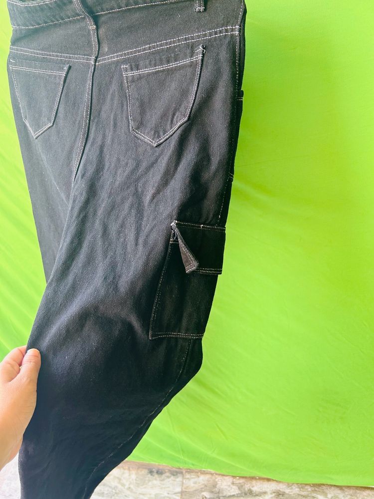 Black Cargo Jeans With Side Pocket