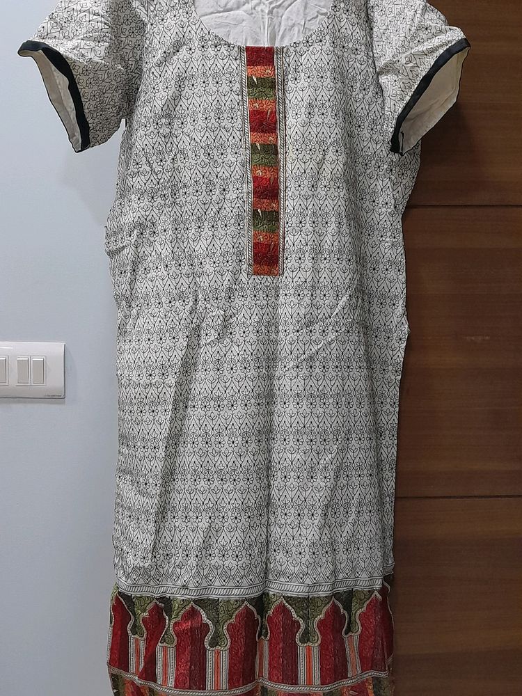 A Thread Work Kurti